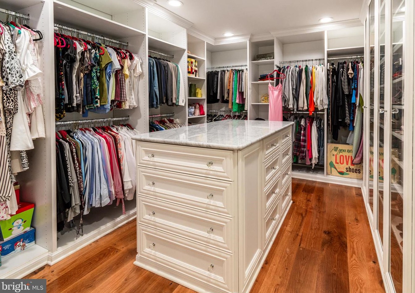 2969 Windy Bush Rd, Upper Makefield PA 18940-3119 exterior