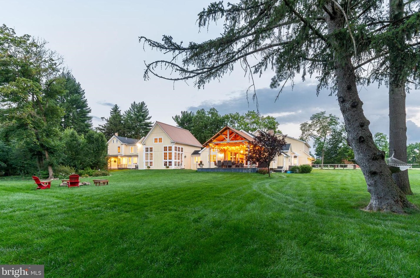 2969 Windy Bush Rd, Upper Makefield PA 18940-3119 exterior