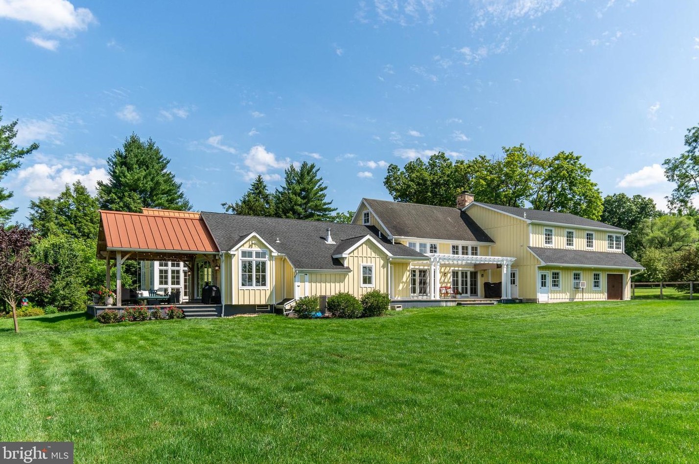 2969 Windy Bush Rd, Upper Makefield PA 18940-3119 exterior