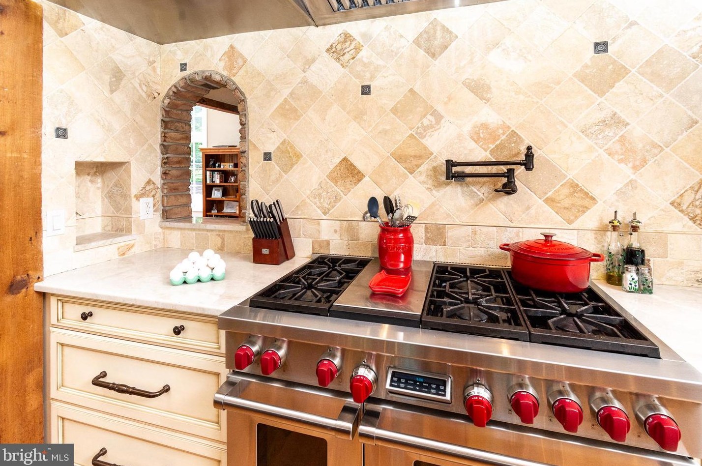 2969 Windy Bush Rd, Upper Makefield PA 18940-3119 exterior