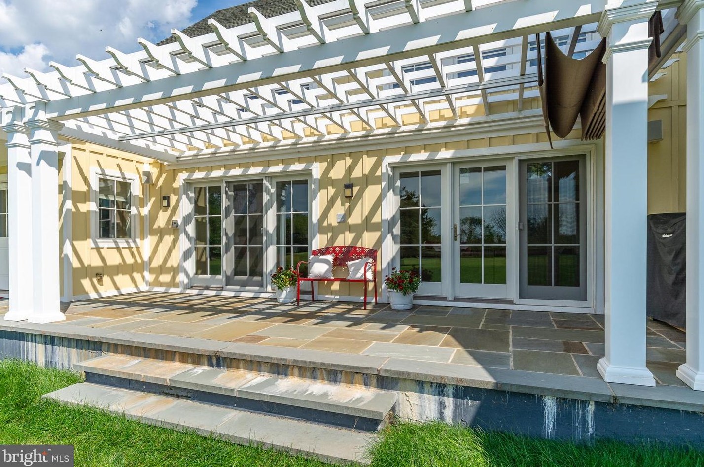 2969 Windy Bush Rd, Upper Makefield PA 18940-3119 exterior