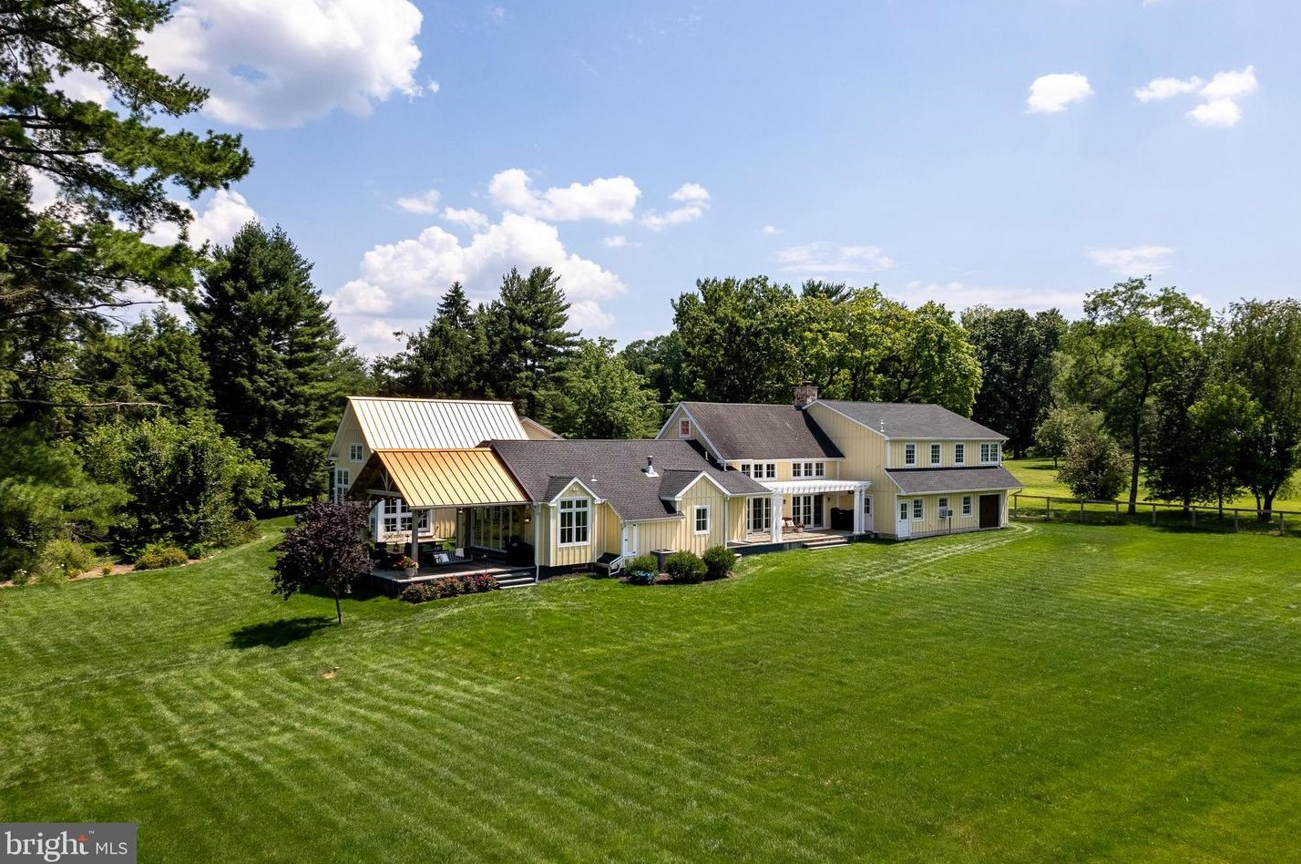 2969 Windy Bush Rd, Upper Makefield PA 18940-3119 exterior