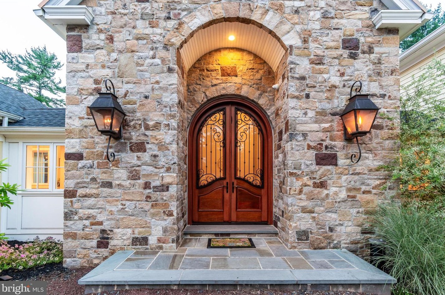 2969 Windy Bush Rd, Upper Makefield PA 18940-3119 exterior