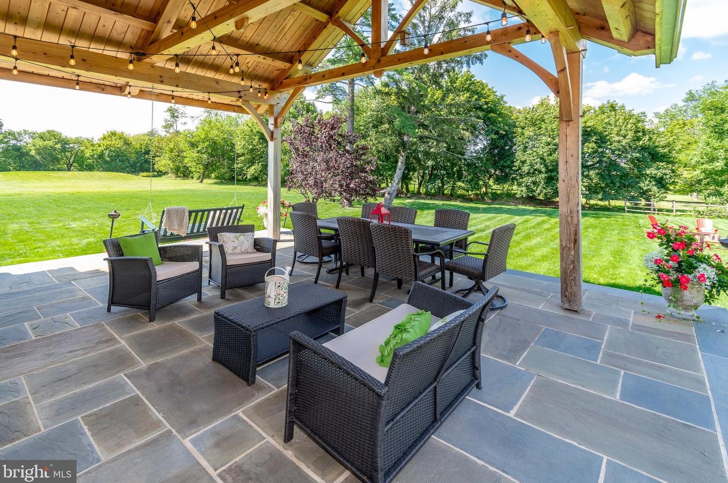 2969 Windy Bush Rd, Upper Makefield PA 18940-3119 exterior