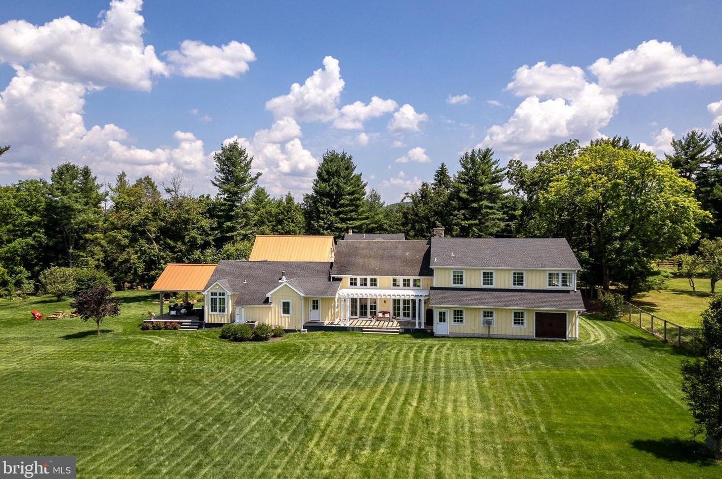 2969 Windy Bush Rd, Upper Makefield PA 18940-3119 exterior