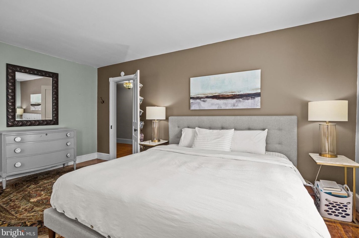 26 Chancellor St, Upper Makefield PA 18940-2107 exterior