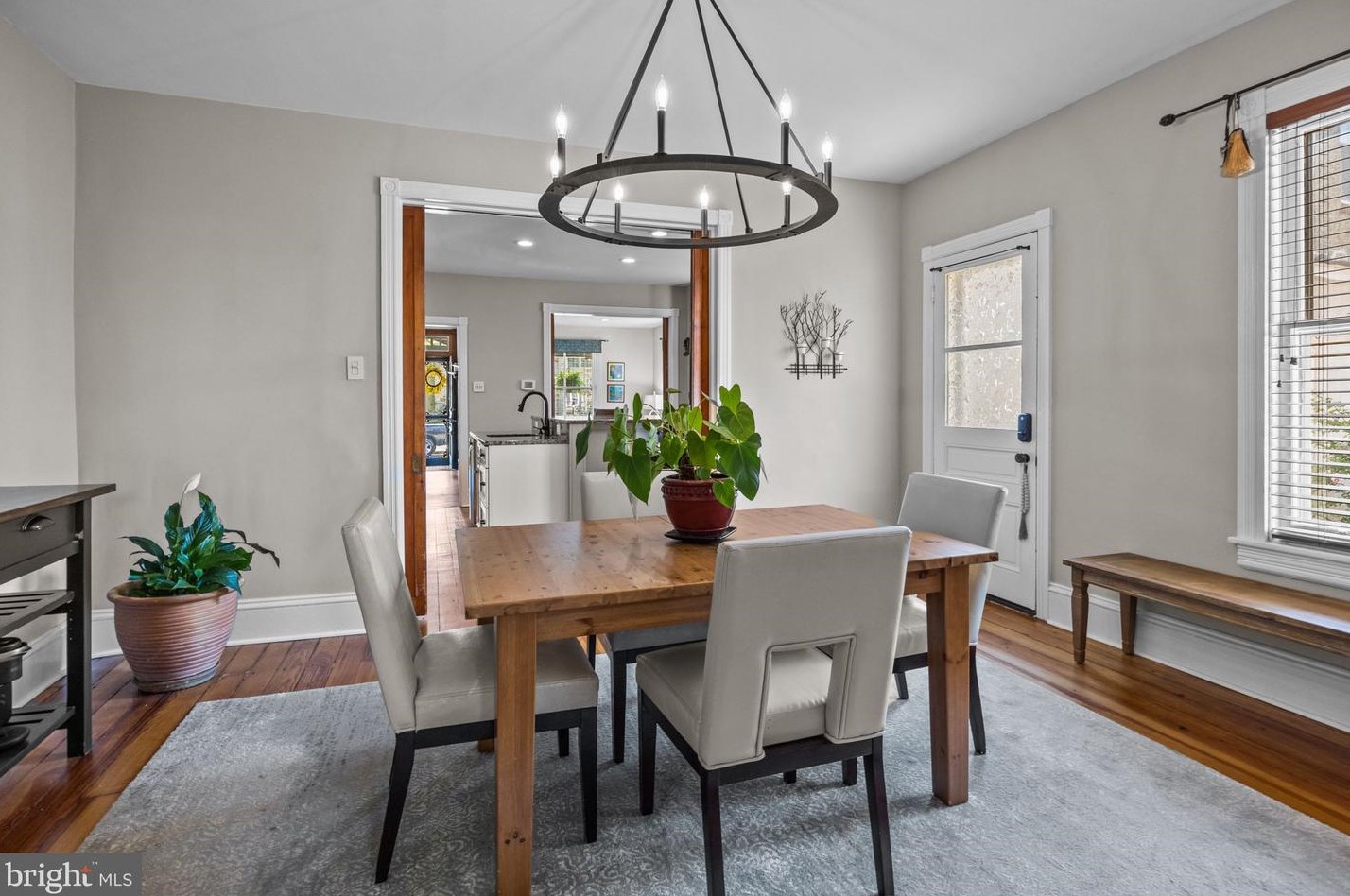 26 Chancellor St, Upper Makefield PA 18940-2107 exterior