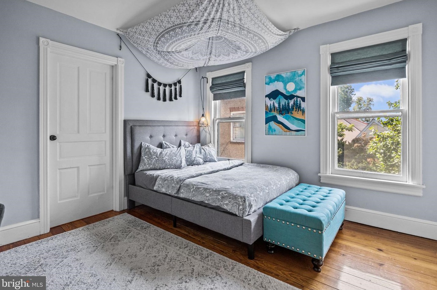 26 Chancellor St, Upper Makefield PA 18940-2107 exterior