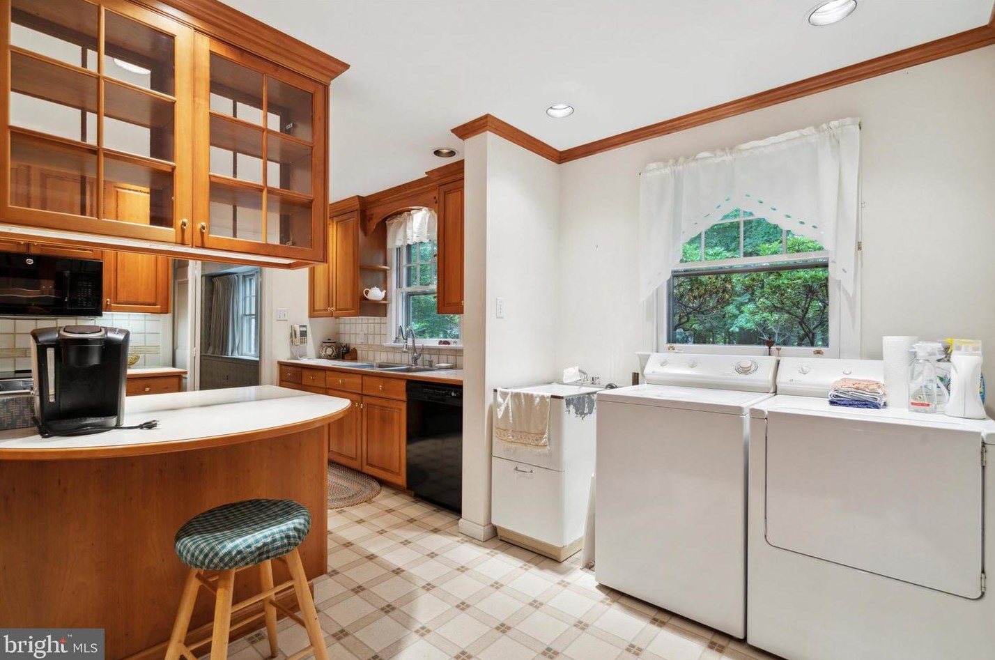 2651 Furlong Rd, Gardenville PA  exterior