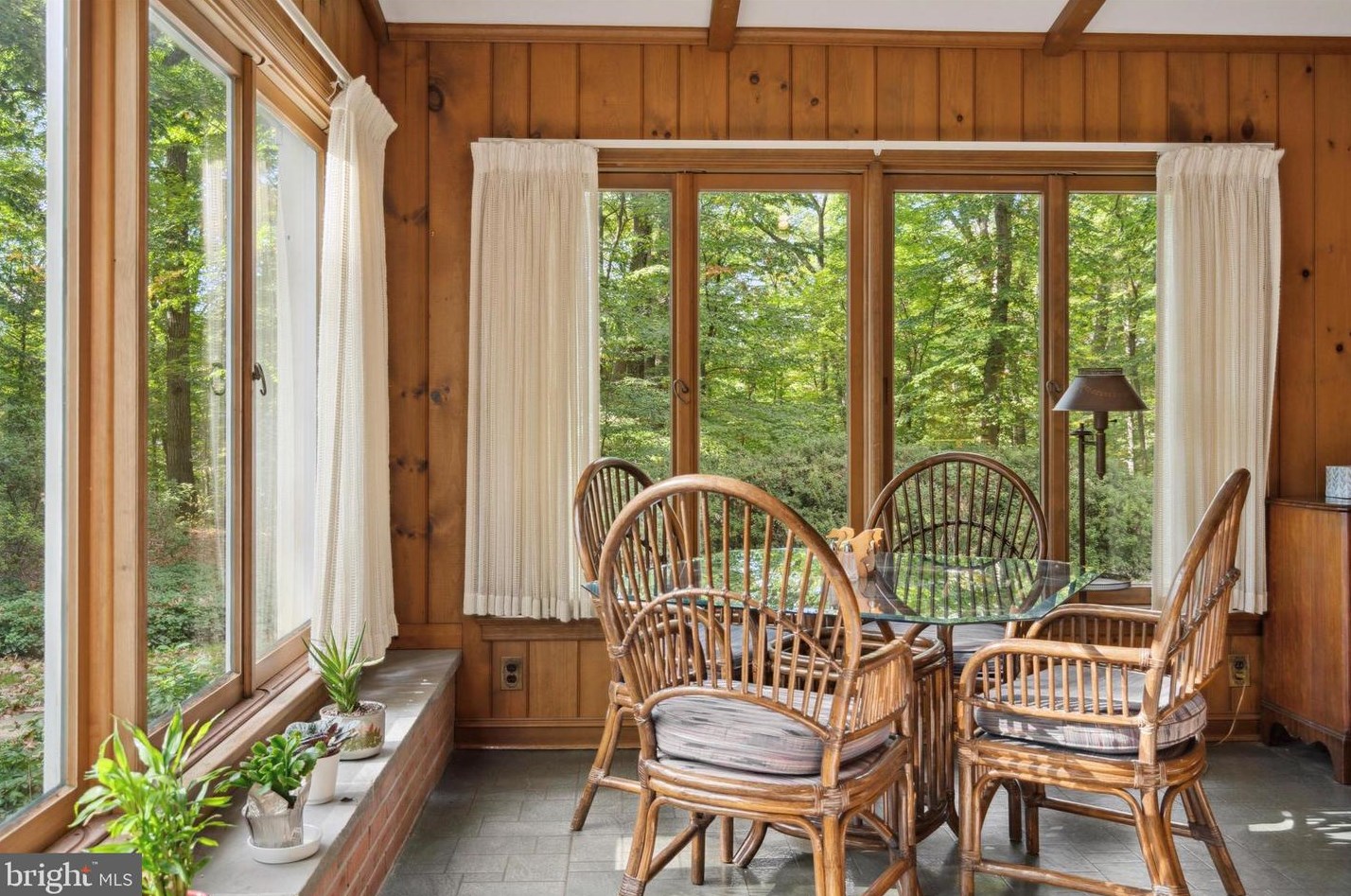 2651 Furlong Rd, Gardenville PA  exterior