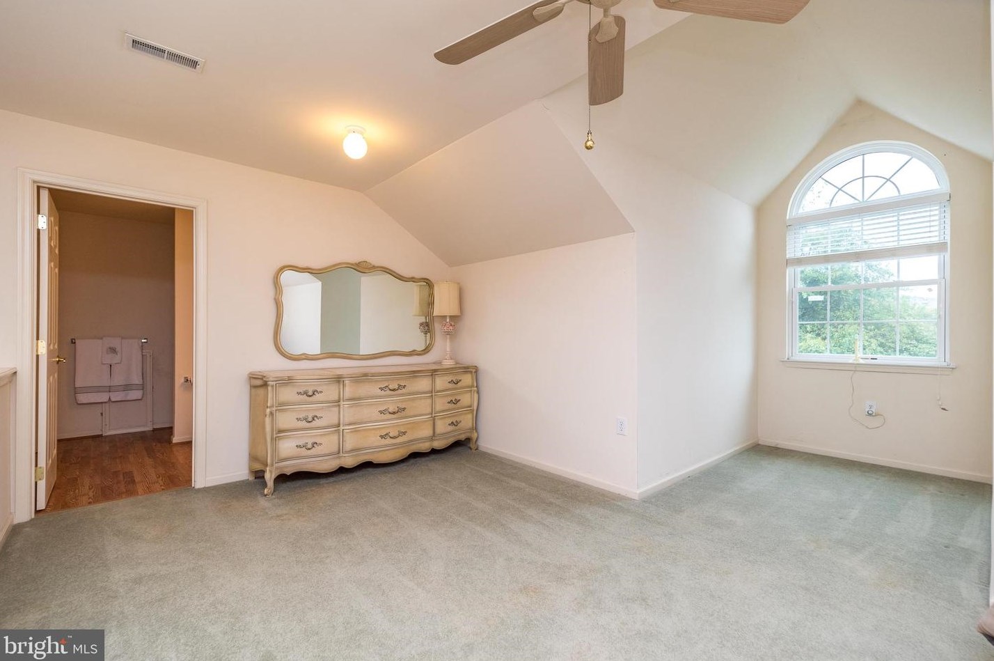 134 Shadybrook Dr, Langhorne PA 19047-8028 exterior