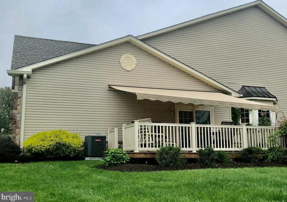 134 Shadybrook Dr, Langhorne PA 19047-8028 exterior