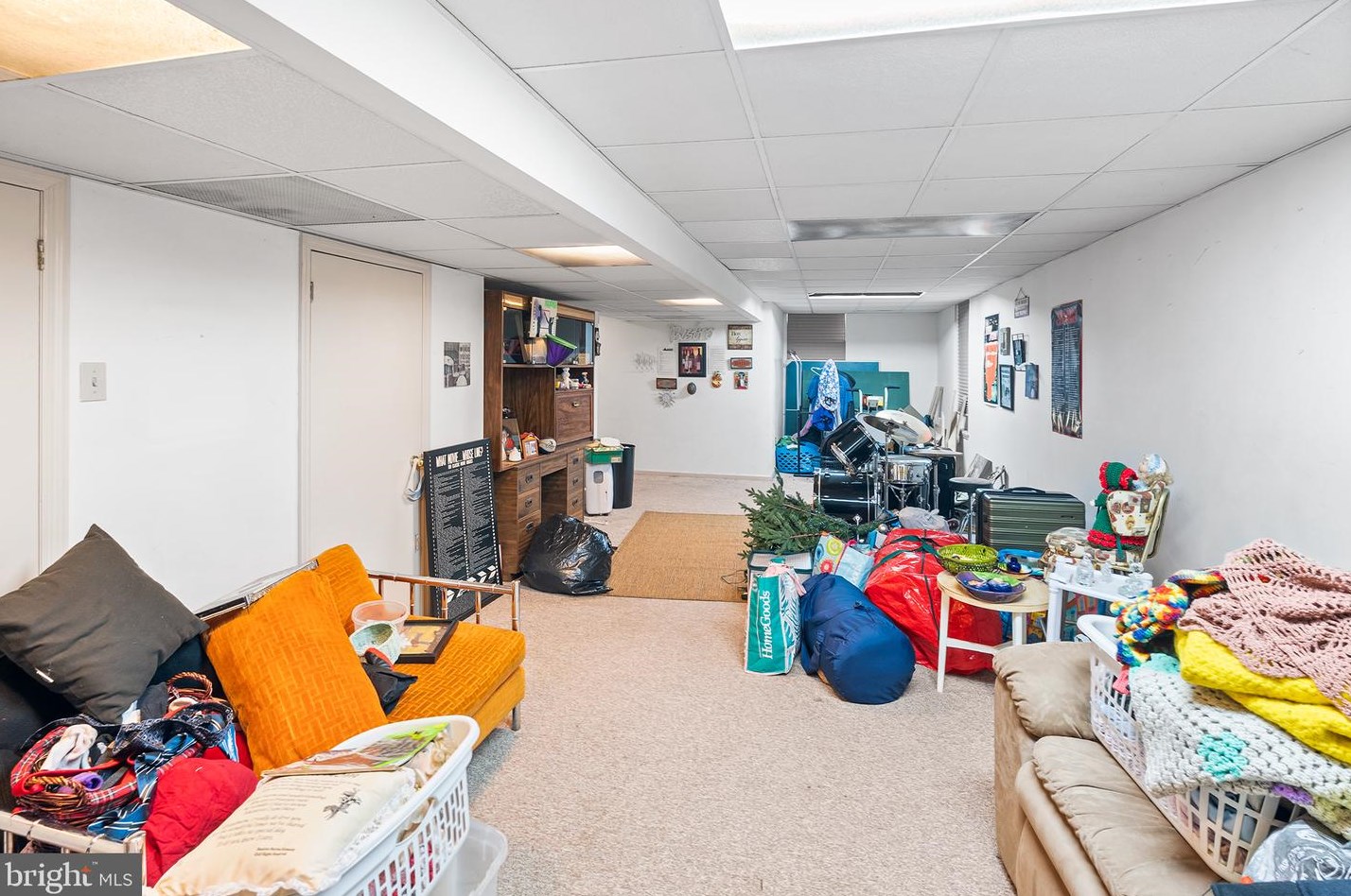 2049 Wellington Rd, Upper Makefield PA 18940-3710 exterior