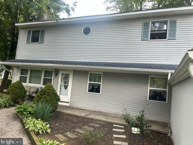 207 Front St, Langhorne PA  19053-6416 exterior