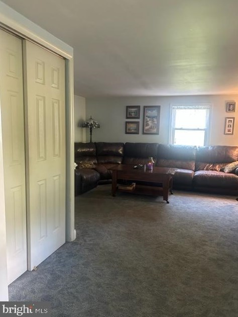 207 Front St, Langhorne PA  19053-6416 exterior