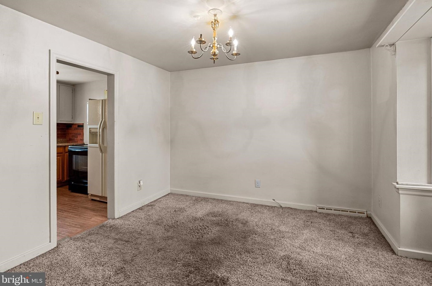 22 Oak Ave, Langhorne PA  19047-5326 exterior