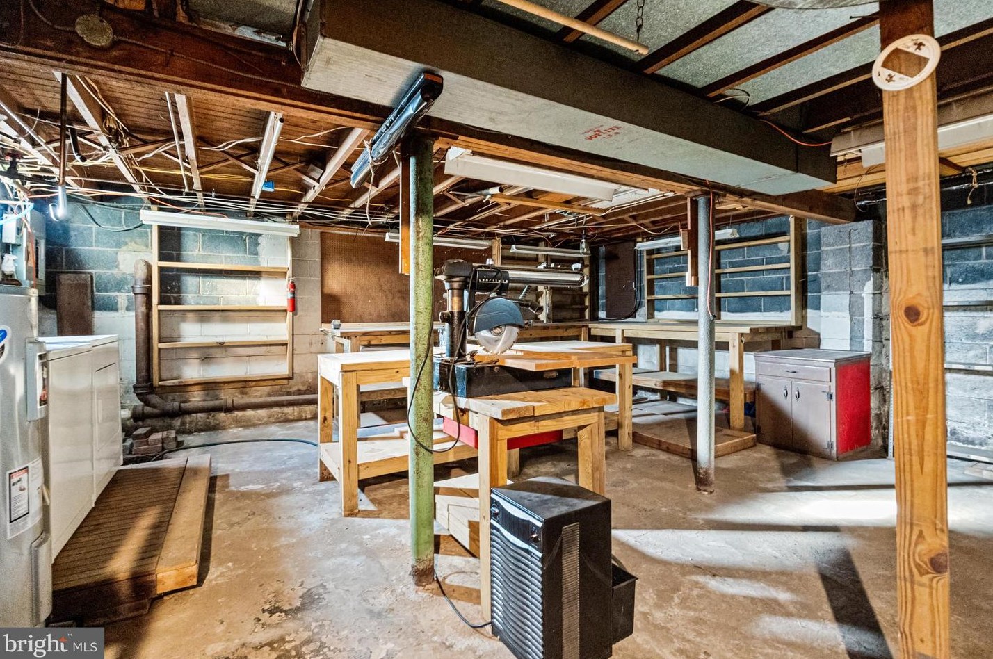 22 Oak Ave, Langhorne PA  19047-5326 exterior