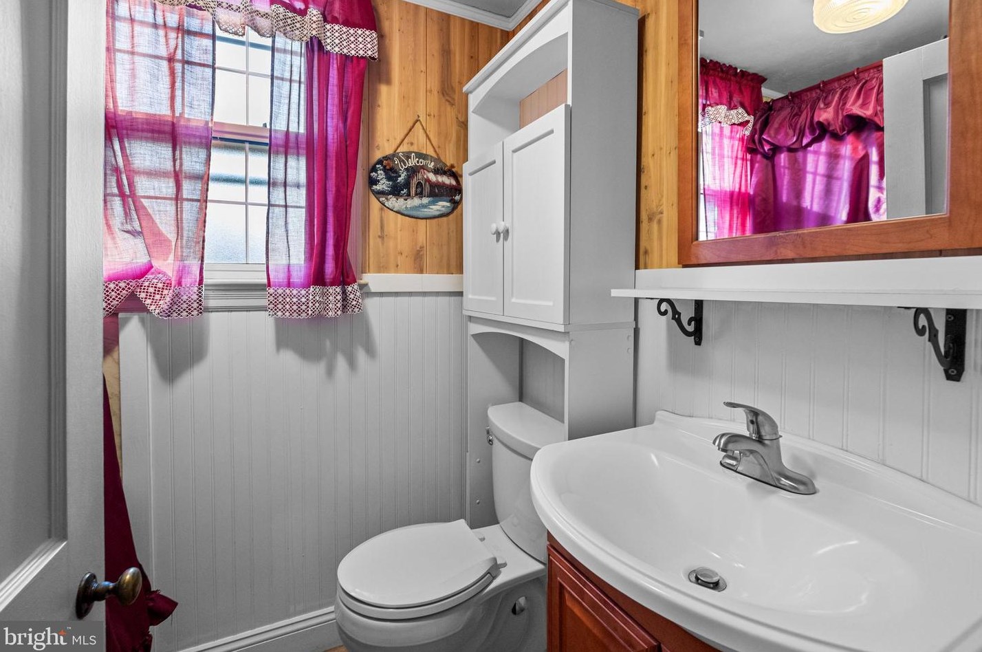 22 Oak Ave, Langhorne PA  19047-5326 exterior