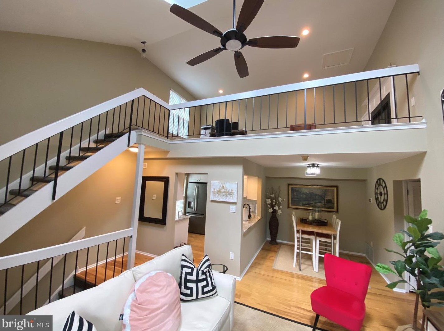 316 Society Pl, Upper Makefield PA  18940-3238 exterior