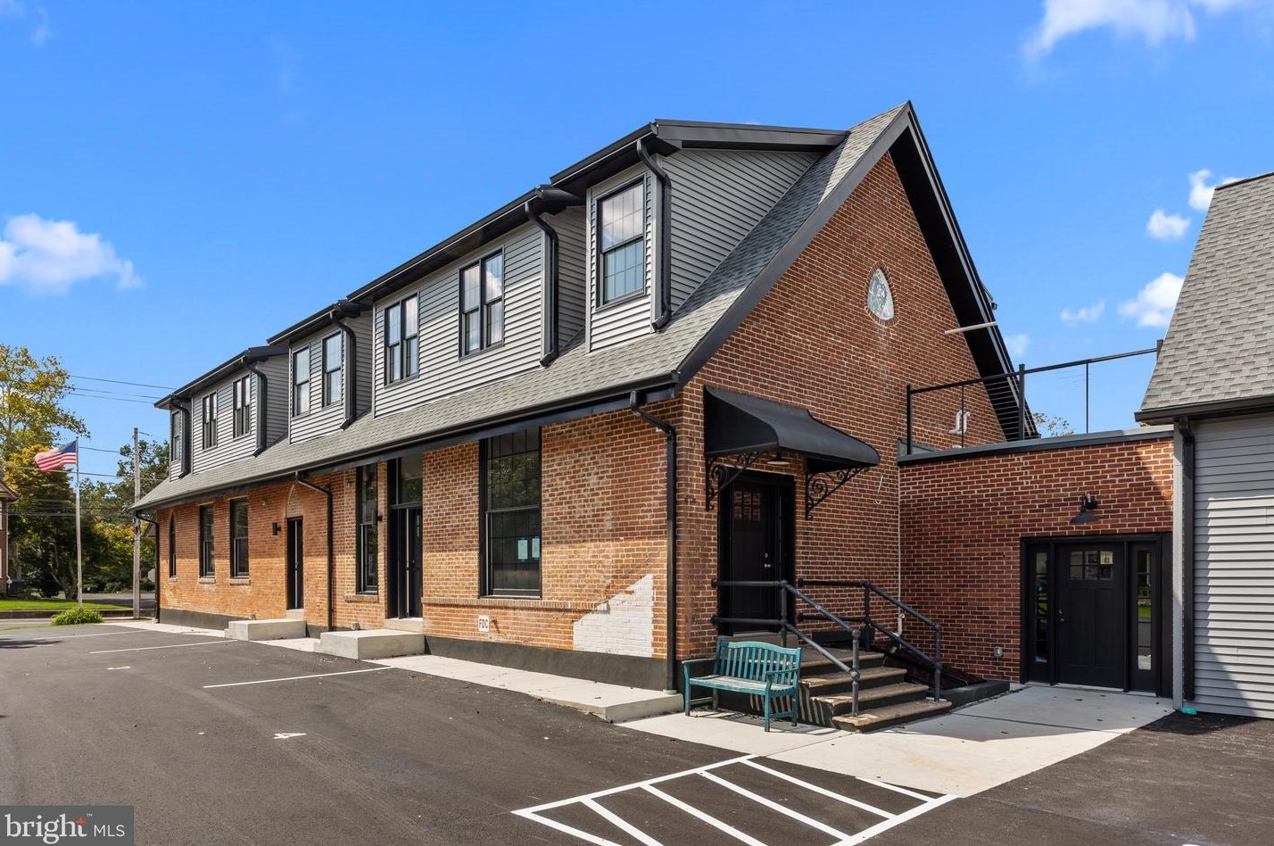 819 Blooming Glen Rd, Perkasie PA  18944-2730 exterior