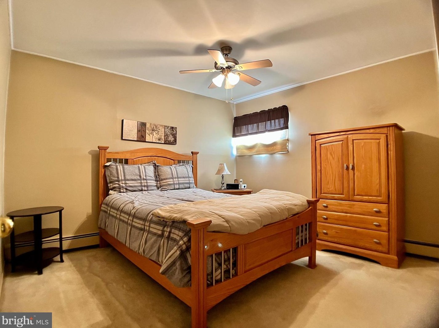 33 Ruby Ln, Levittown PA 19055-1432 exterior