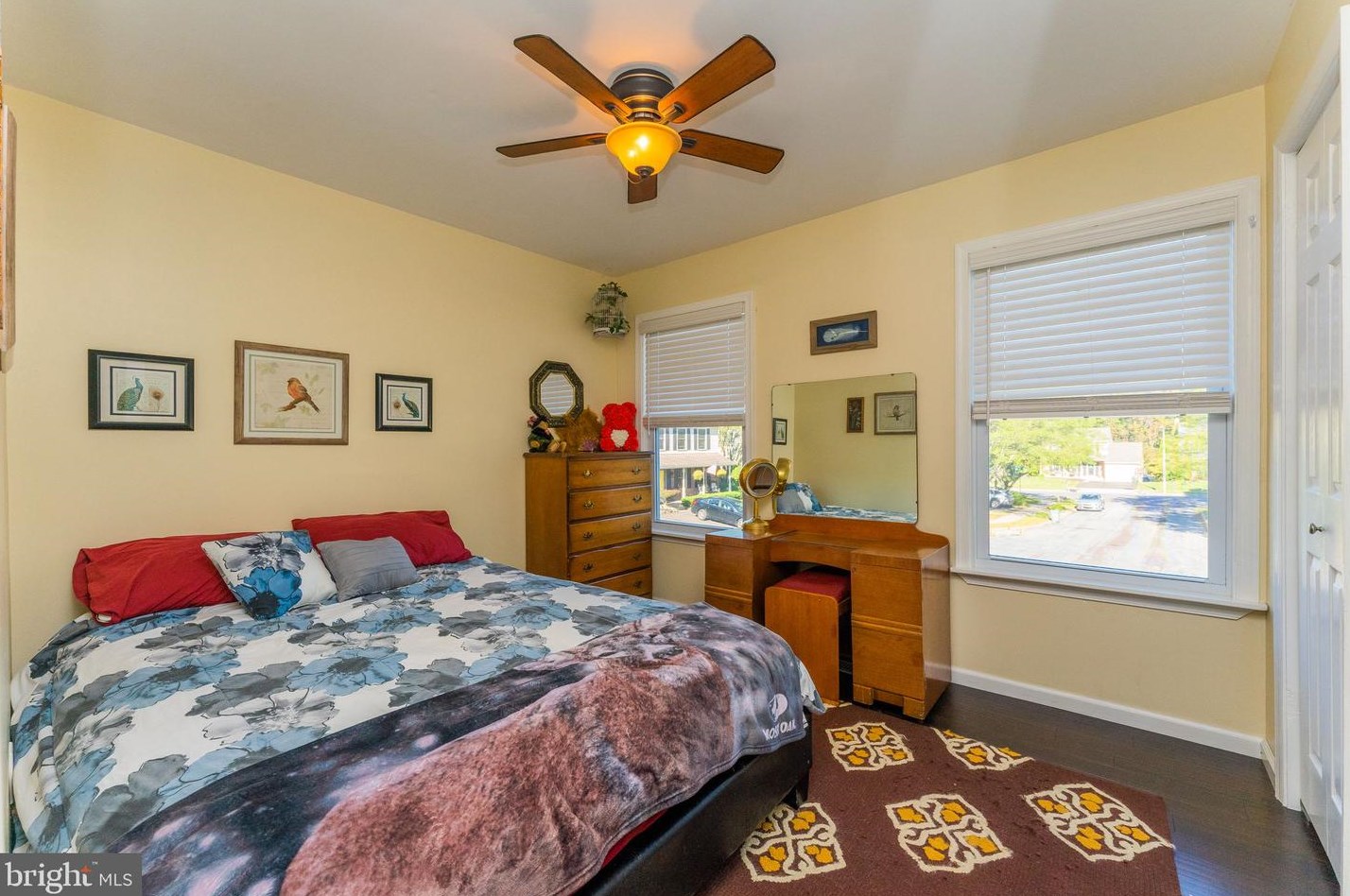 107 Chelsea Ct, Perkasie PA  18944-1887 exterior