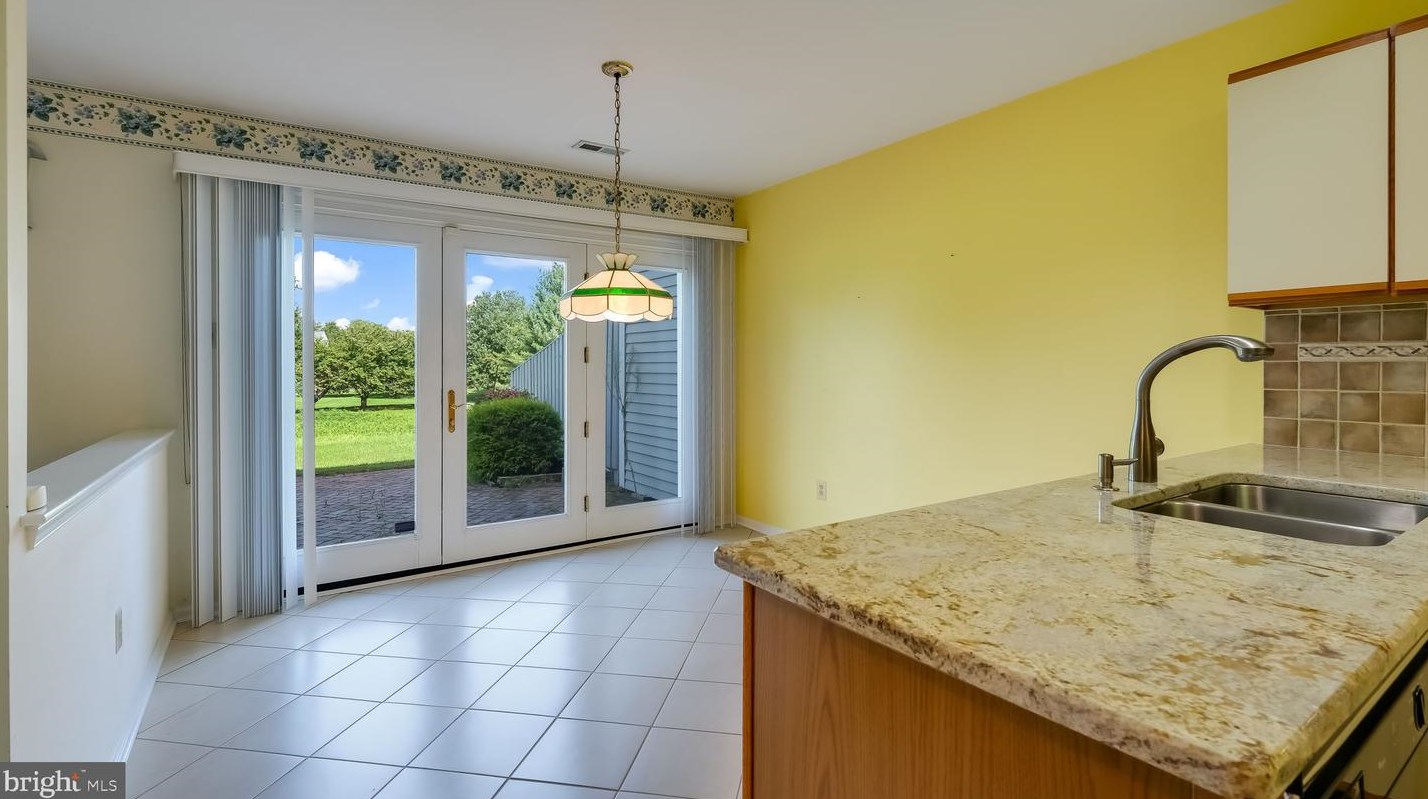 21 Kanon Ct, Upper Makefield PA 18940-1861 exterior