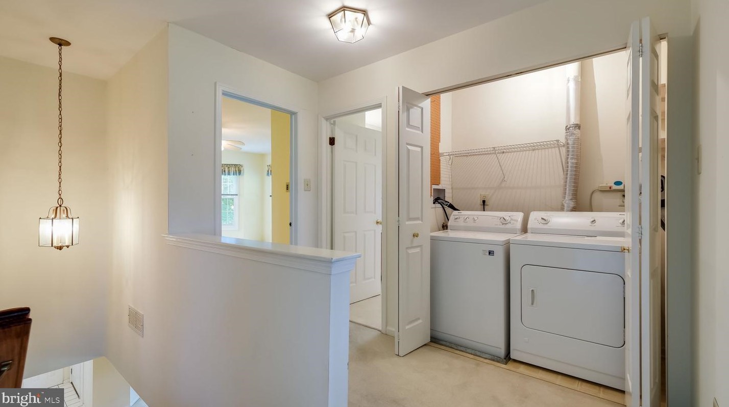 21 Kanon Ct, Upper Makefield PA 18940-1861 exterior