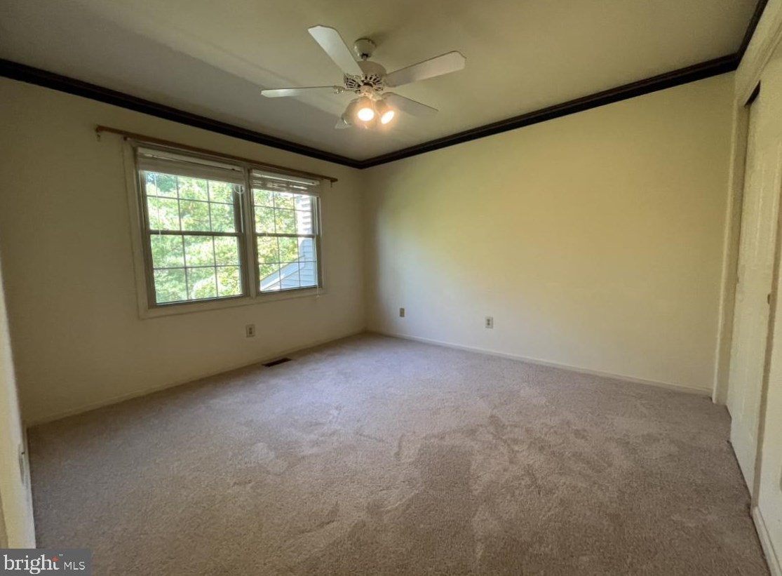 645 Chatham Ct, Chalfont PA 18914-2061 exterior