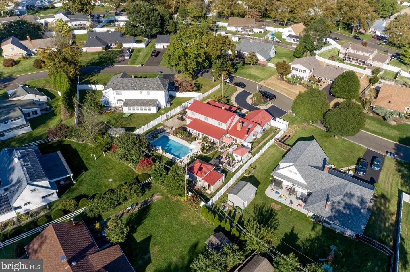 24 Rose Apple Rd, Levittown PA  19056-2318 exterior