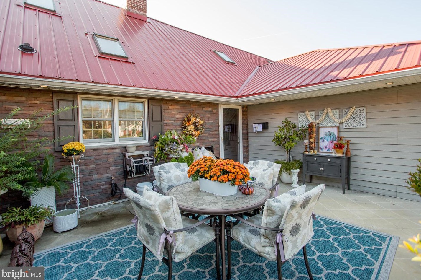 24 Rose Apple Rd, Levittown PA  19056-2318 exterior