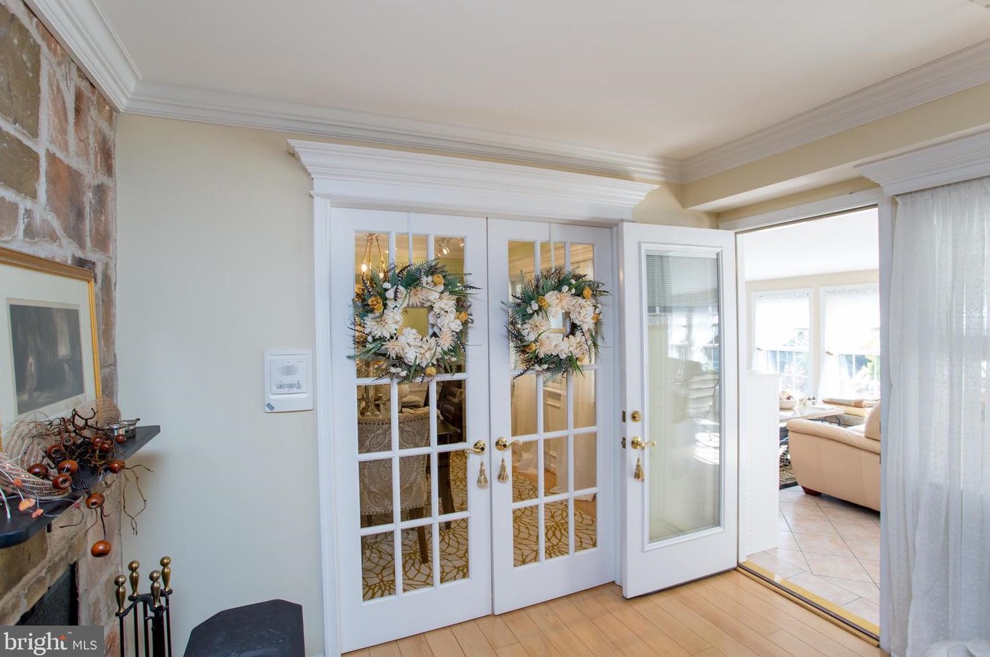 24 Rose Apple Rd, Levittown PA  19056-2318 exterior