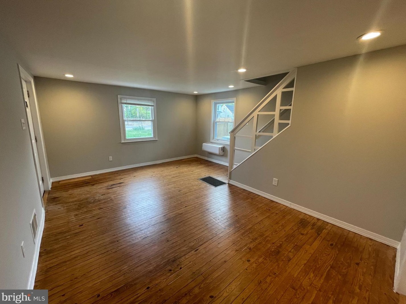 10 Green Ln, Edgely PA  19007-3402 exterior