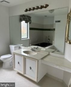 2 Garrison Pl, Upper Makefield PA  18940-1712 exterior