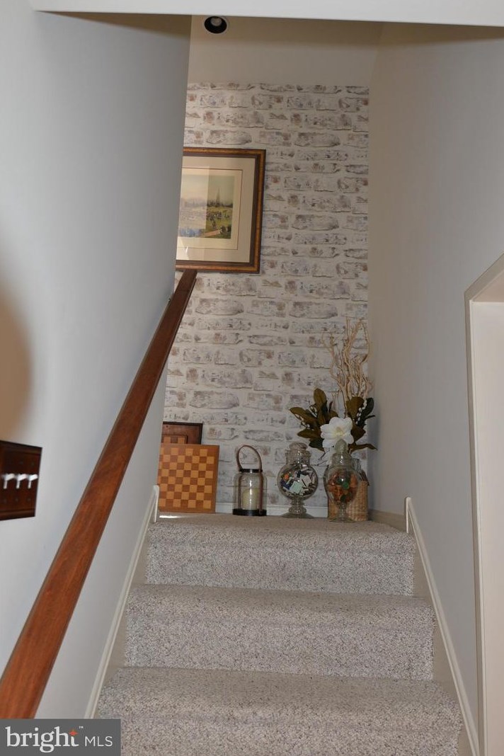 135 Stetson Dr, Chalfont PA  18914-3751 exterior