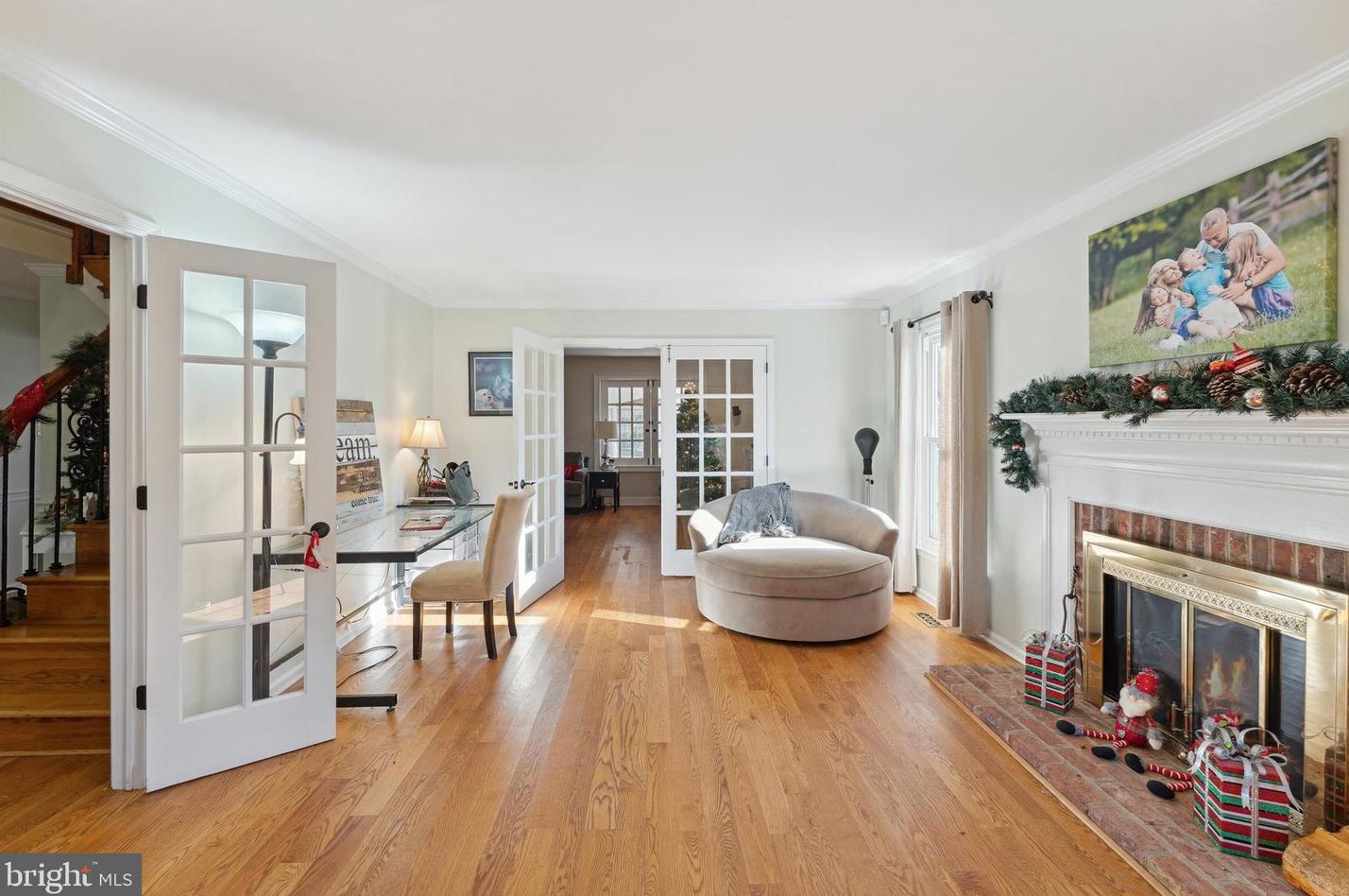 5 Emerald Ct, Upper Makefield PA  18940-2819 exterior