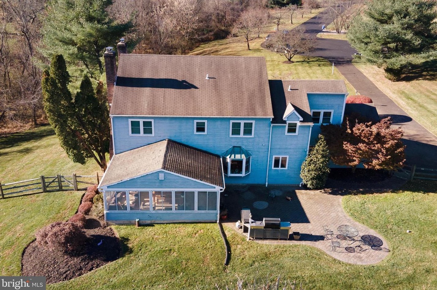 5 Emerald Ct, Upper Makefield PA  18940-2819 exterior