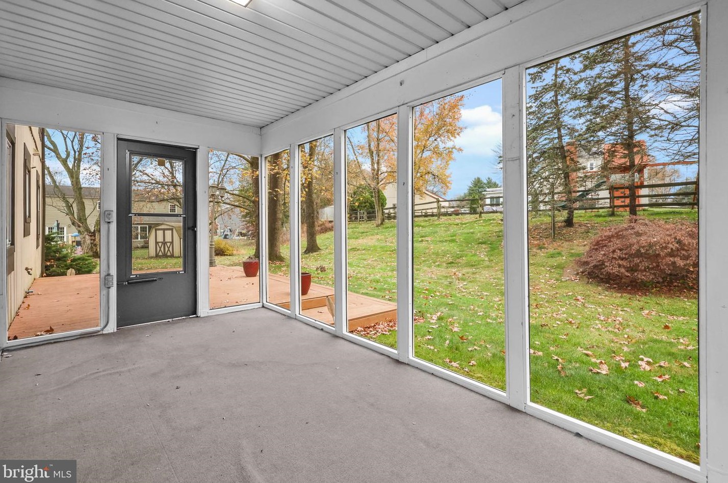 7 Brentwood Ct, Upper Makefield PA  18940-1403 exterior