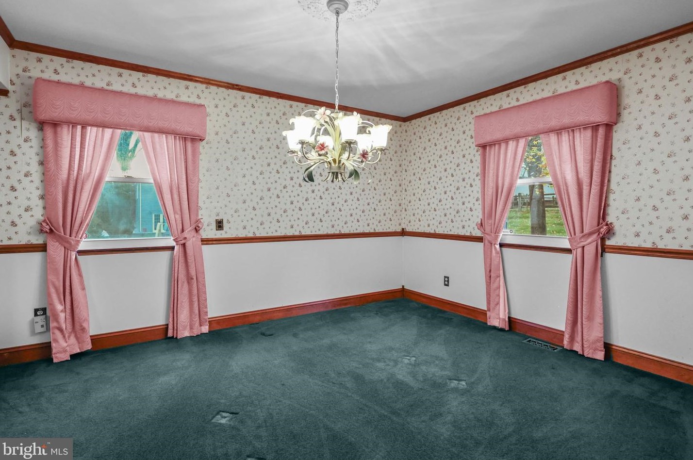 7 Brentwood Ct, Upper Makefield PA  18940-1403 exterior