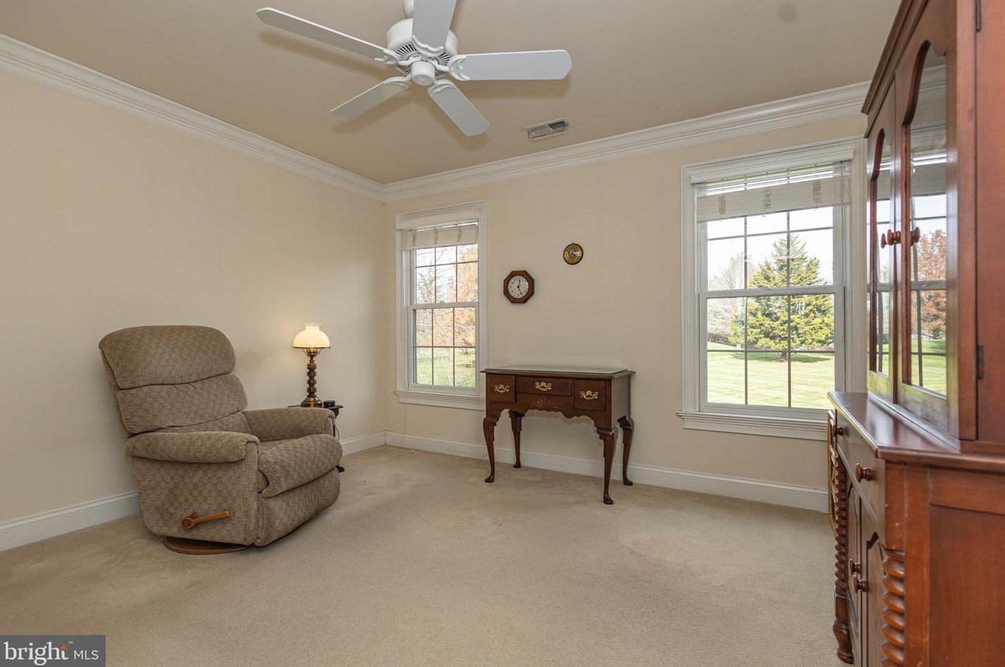 28 Thompson Mill Rd, Upper Makefield PA  18940-9628 exterior