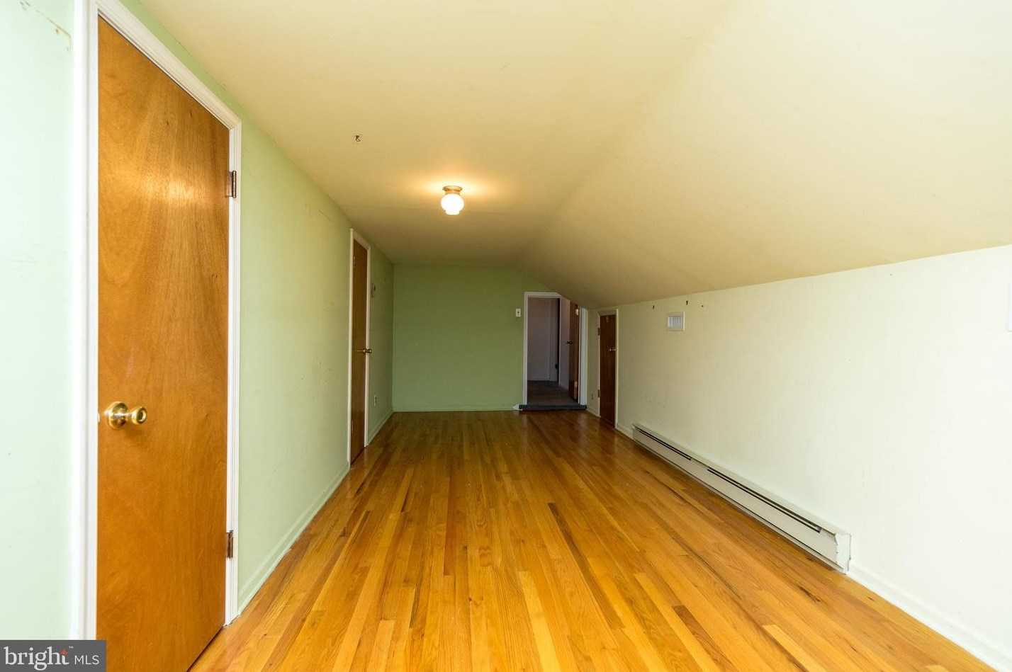 61 Townview Dr, Gardenville PA  18901-3123 exterior