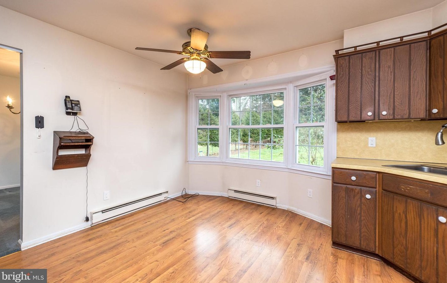 61 Townview Dr, Gardenville PA  18901-3123 exterior