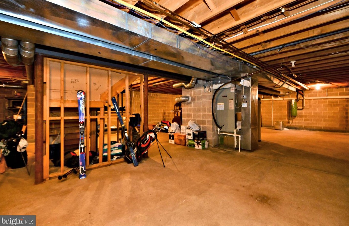 336 Woodhill Rd, Upper Makefield PA 18940-2517 exterior