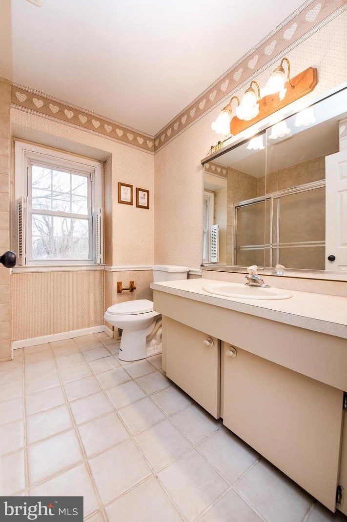 11 Galena Ct, Southampton PA  18966-1125 exterior