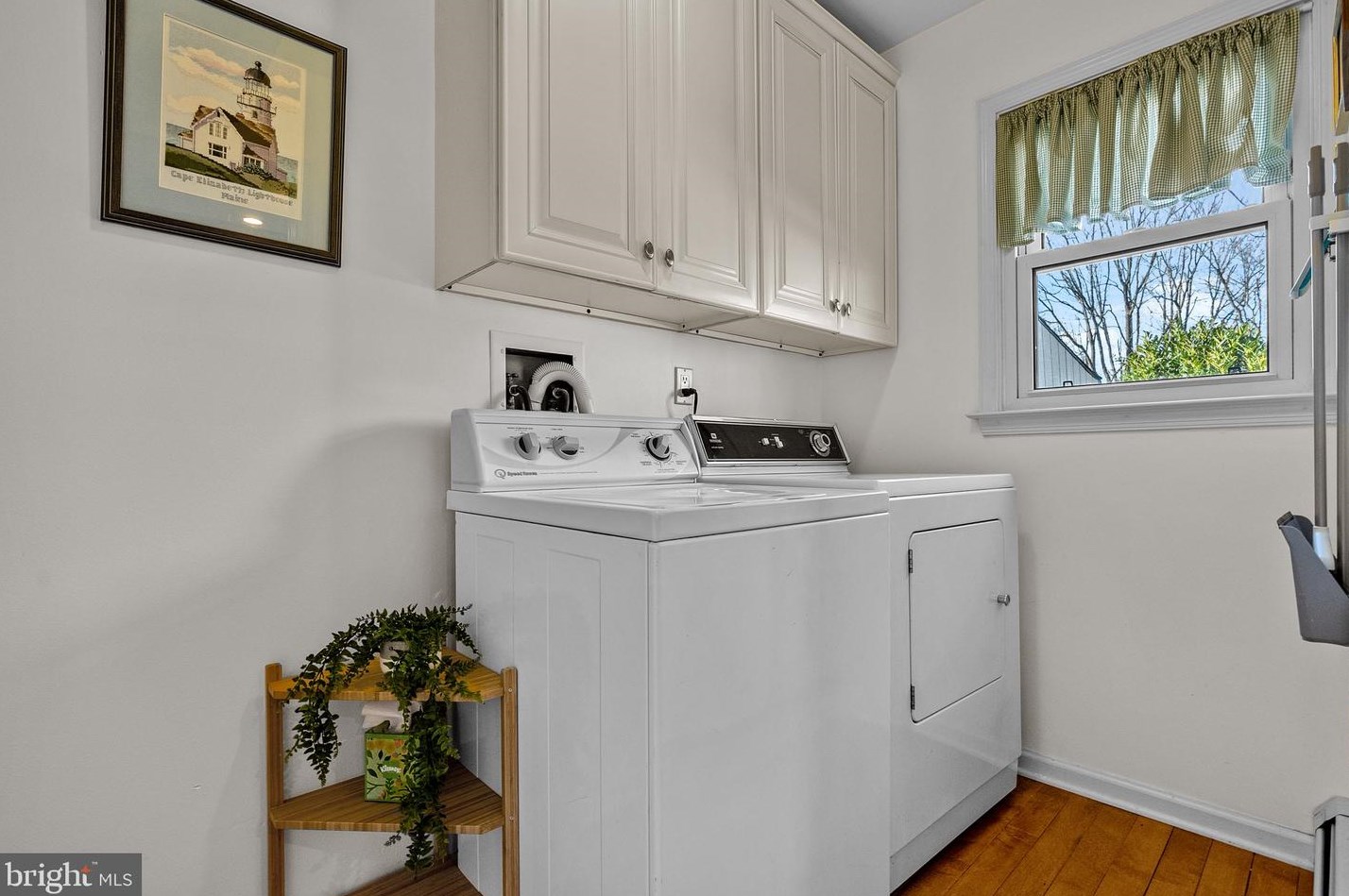 318 Lincoln Ave, Upper Makefield PA 18940-2211 exterior