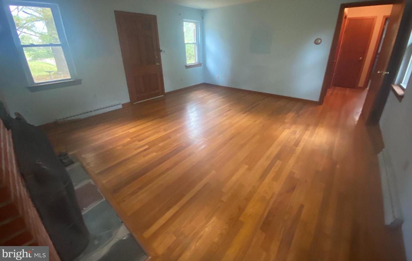 483 Linton Hl Rd, Upper Makefield PA 18940-1205 exterior