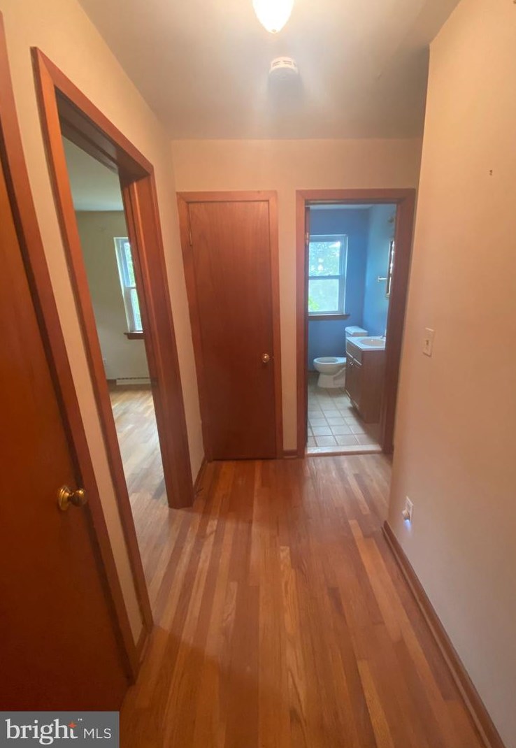 483 Linton Hl Rd, Upper Makefield PA 18940-1205 exterior