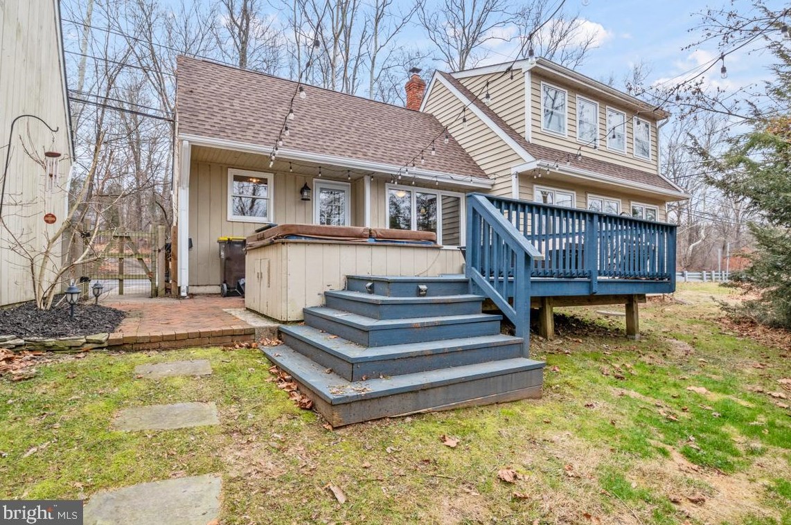 1896 Lower State Rd, Gardenville PA  18901-2669 exterior