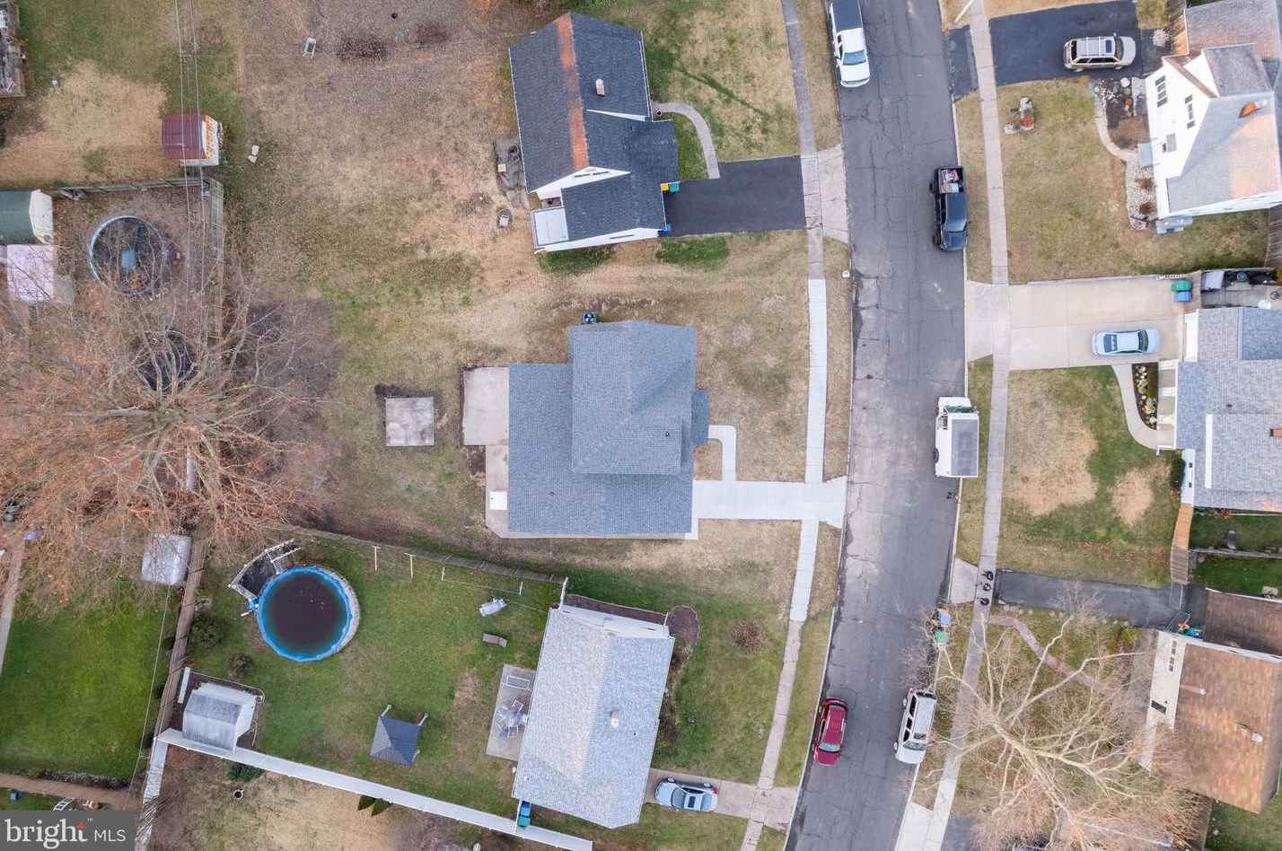 65 Rambler Ln, Levittown PA  19055-1401 exterior