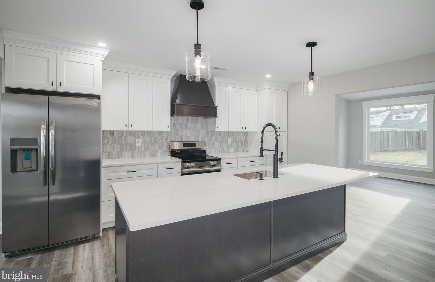 65 Rambler Ln, Levittown PA  19055-1401 exterior